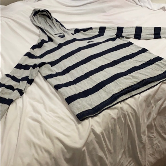 COPY - Lacoste size 7 xl long sleep hoodie tee - Picture 3 of 3